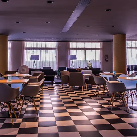 Golden Acqua 酒店 4*